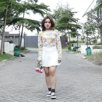 Menyikapi keadaan yang ada./Copyright Fimela - Risang Abel