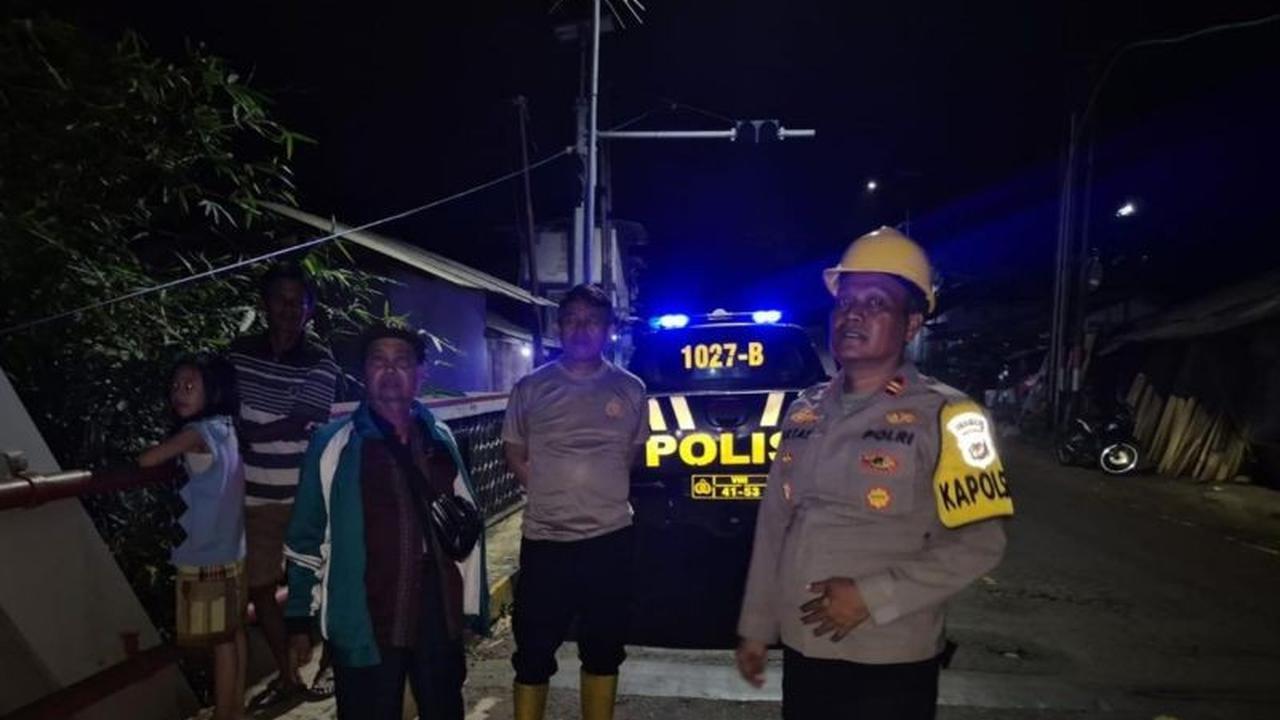Polres Garut Turun Tangan Cek Dampak Luapan Sungai di Cikelet
