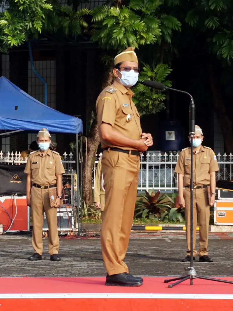 Wabup Garut Helmi Budiman menyatakan, untuk menghindari penyebaran secara masif Covid-19, Lembaganya menghimbau tenaga kesehatan lebih selektif menentukan tempat isolasi bagi mereka yang terpapar.