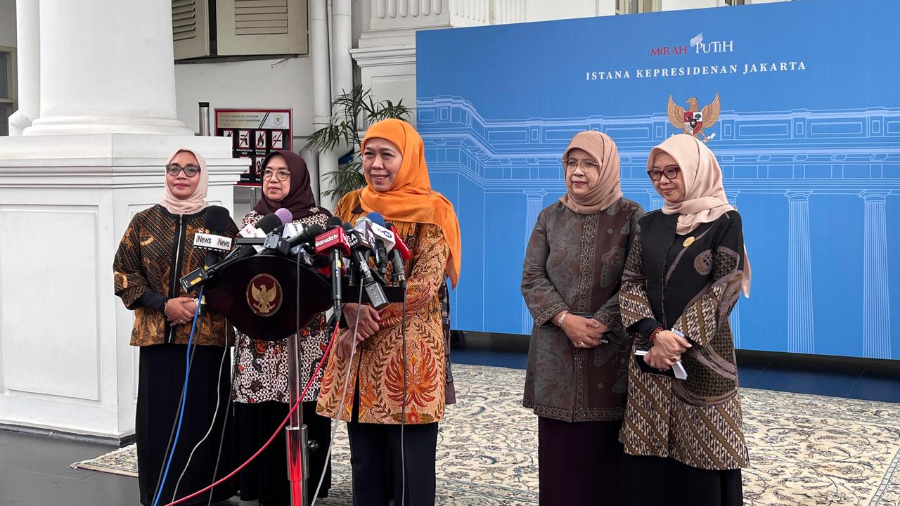 Khofifah Temui Prabowo di Istana, Undang Hadiri Kongres Muslimat NU