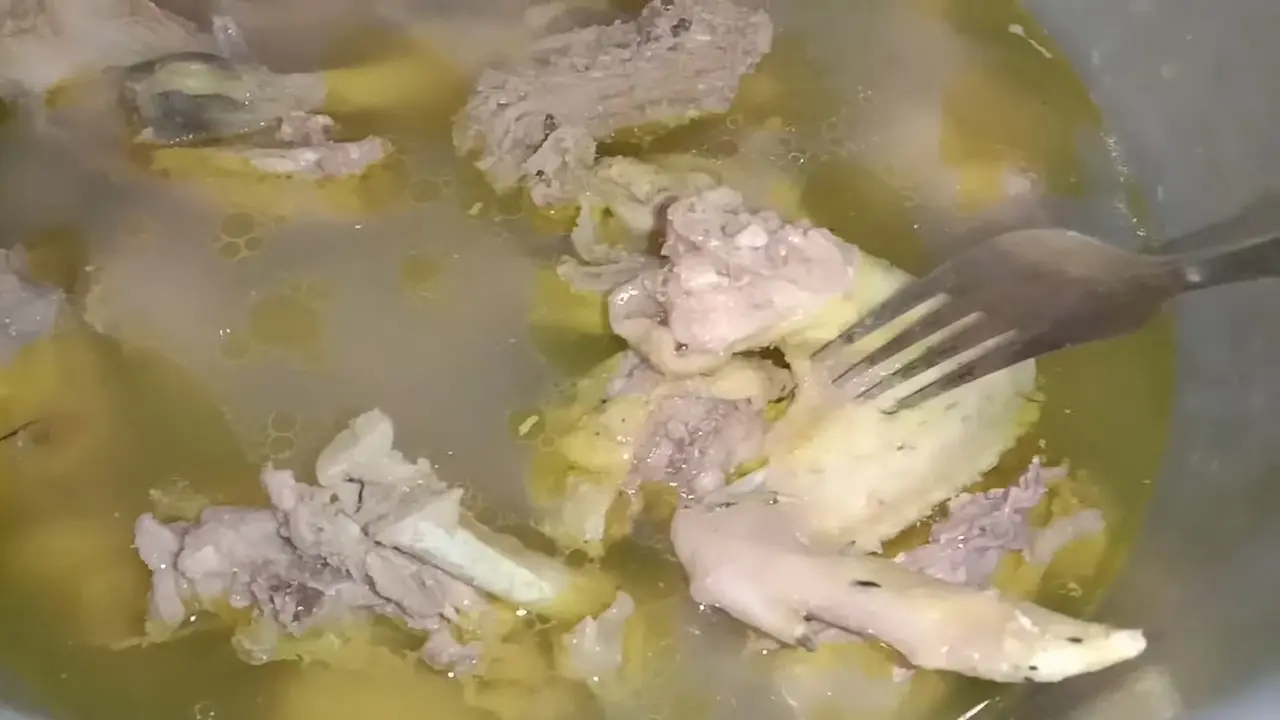 Tanpa Daun Nangka, Begini Cara Masak Ayam Kampung Cepat Empuk
