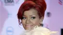 Warna 'soft pink' bibir Rihanna memberi sentuhan romantis. (Bintang/EPA)