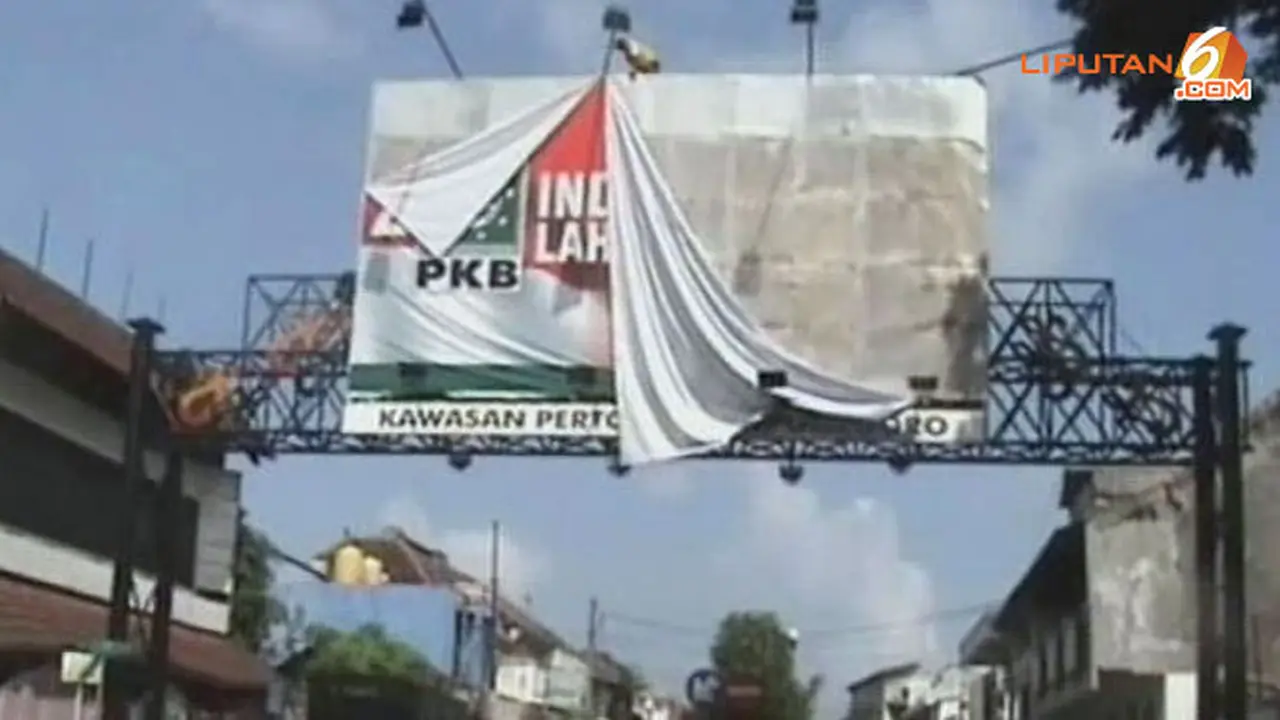 Penertiban Baliho Kampanye (Liputan6 TV)
