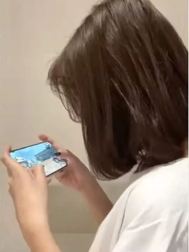 Isyana Sarasvati (Instagram/isyanasarasvati)