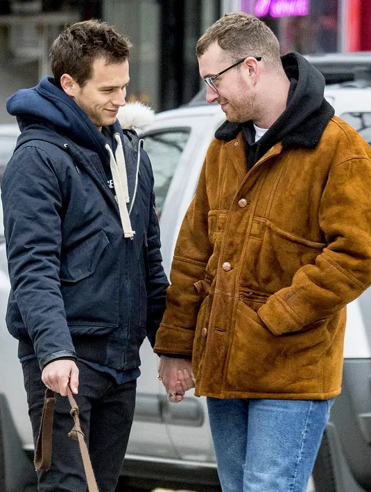 Sam sangat merasa kehilangan. Baginya, hubungan bersama dengan Brandon adalah yang terbaik yang pernah ia punya. (Us Weekly)