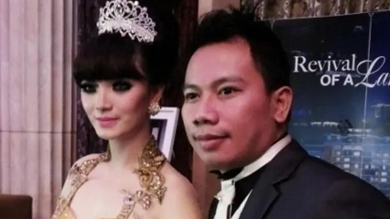 5. Zaskia Gotik dan Vicky Prasetyo