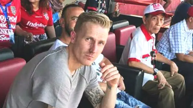 Nick van Der Velden