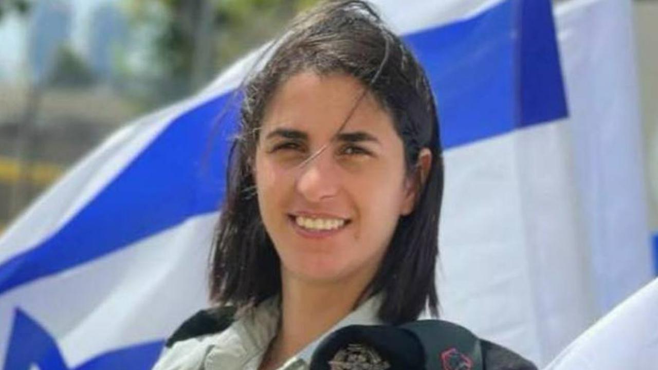 Kapten Ella. Nama aslinya adalah Ella Waweya dan merupakan penduduk asli Qalansawe, Israel (Facebook/Ella Waweya)