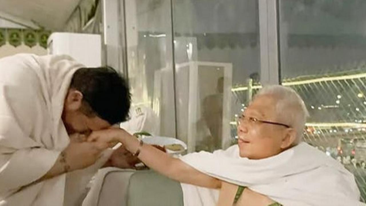 Potret Bahagia Ivan Gunawan Ibadah Haji Bareng Ma'ruf Amin, Cium Tangan Hingga Singgung Soal Protokoler
