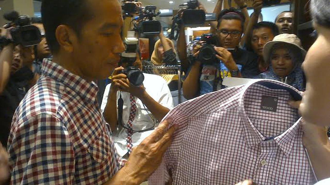 Usai Blusukan di Mal, Jokowi Beli 1 Lusin Kemeja Kotak-kotak