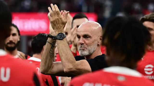 Stefano Pioli dan Olivier Giroud di Laga AC Milan vs Salernitana