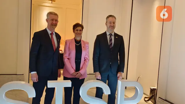 Per-Arne Hjelmborn, Mariana Berg dan Jan Larsson