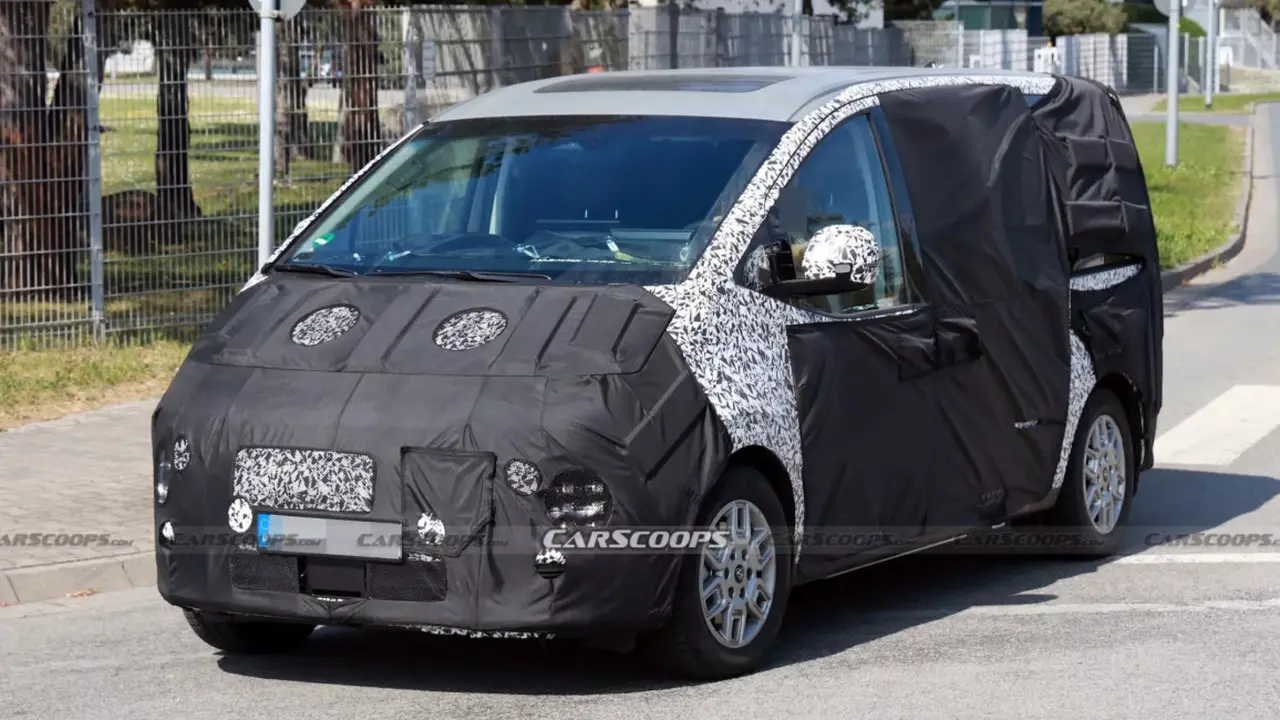 Perkuat Line-Up Elektrifikasi, Hyundai Siap Luncurkan Staria Listrik (Carscoops)