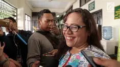Pengacara Ahok datangi pengadilan negeri Jakarta Utara, untuk pastikan Ahok benar-benar menggugat cerai Veronica Tan.