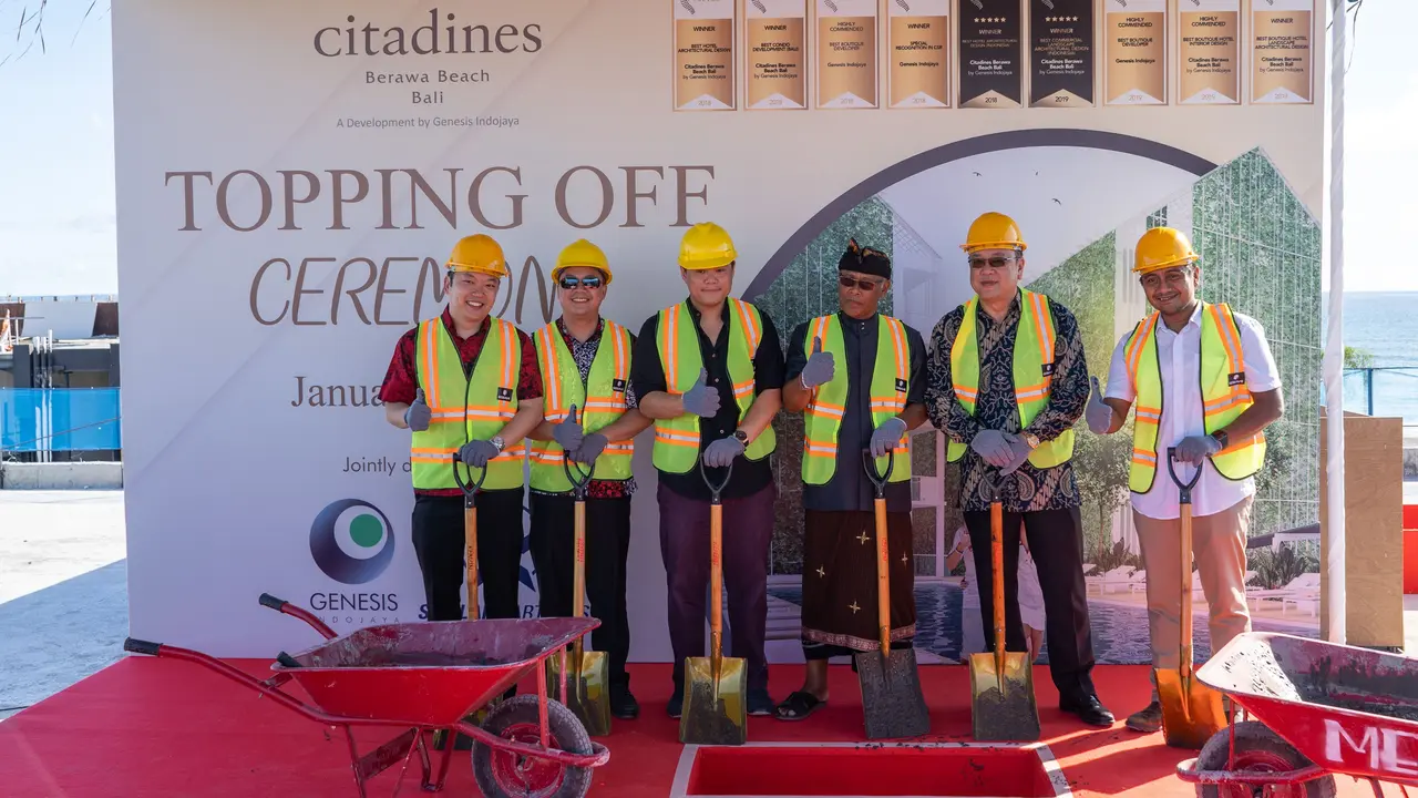 Topping off Citadines Berawa Beach Bali. (Foto:Genesis Indojaya)