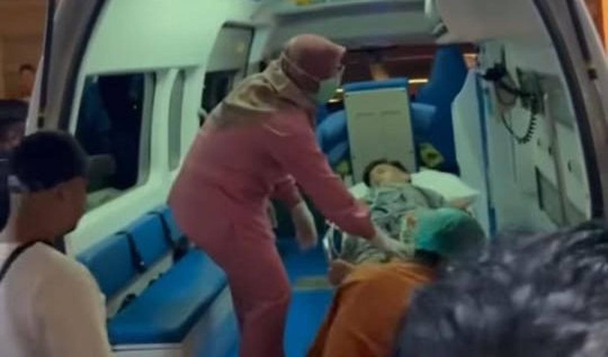 Tak hanya Jordi, sejumlah rekan-rekan seleb Tanah Air pun tampak terkejut melihat kondisi Ruben Onsu.<br>