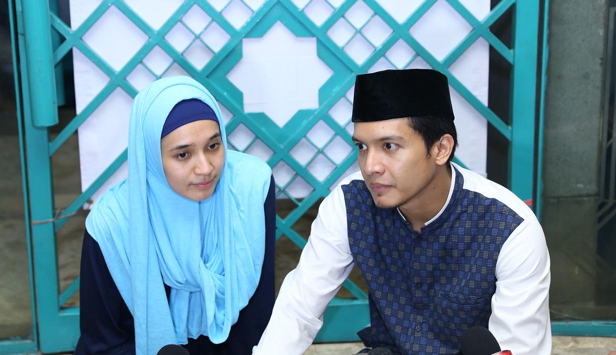 Dhini Aminarti Berhijab, Dimas Seto: Inner Beauty-nya Semakin Terpancar