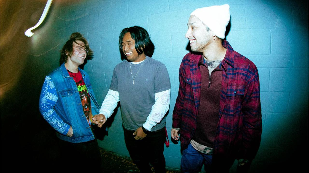 HeadFirst Band Rock Alternatif Amerika dengan Drummer Indonesia yang Siap Rilis Album Baru