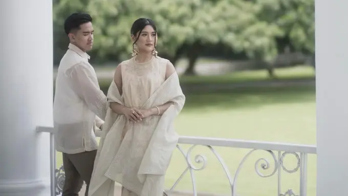 8 Potret Prewedding Kaesang Pangarep dan Erina Gudono, Kompak Pakai Baju Serba Putih hingga Jersey