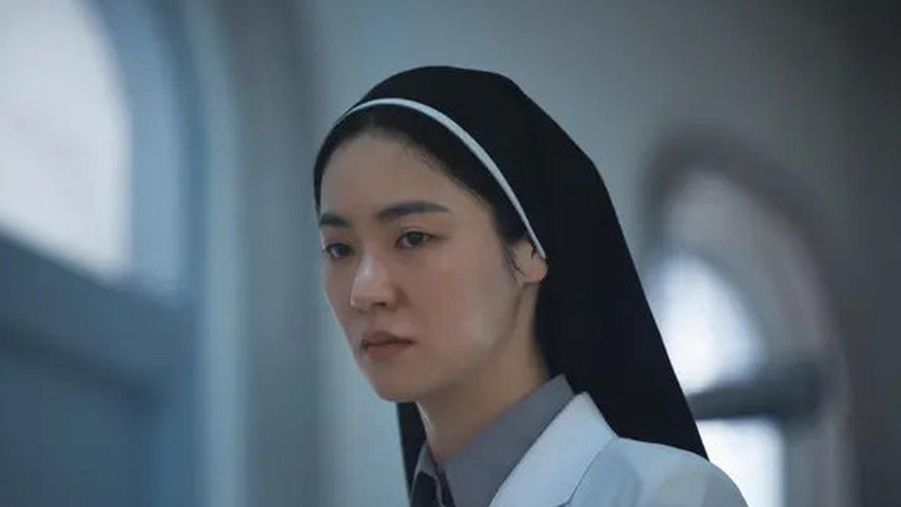 4 Karakter Penting di Film Dark Nuns, Song Hye Kyo Jadi Biarawati yang Nekat Lakukan Pengusiran Setan