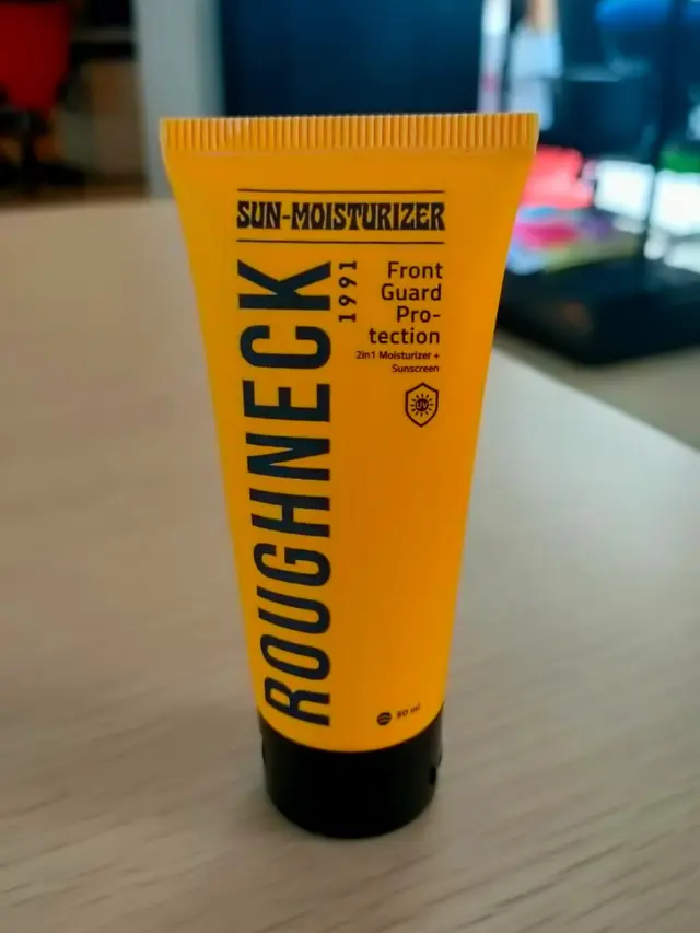 Roughneck Daily Sun-Moisturizer Front Guard Protection