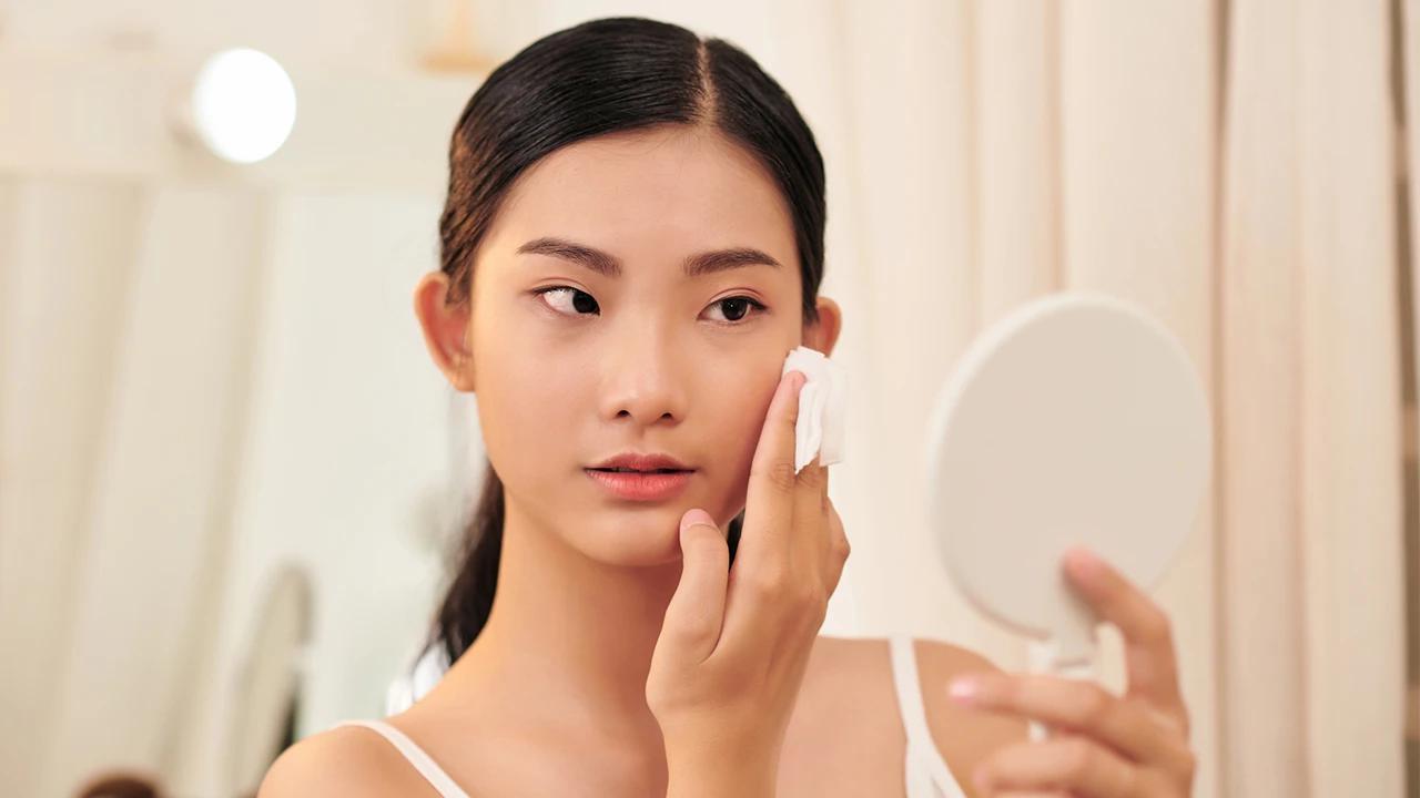 Rahasia Kulit Sehat Alami bagi Pemula, Simak Panduan Basic Skincare Berikut Ini!