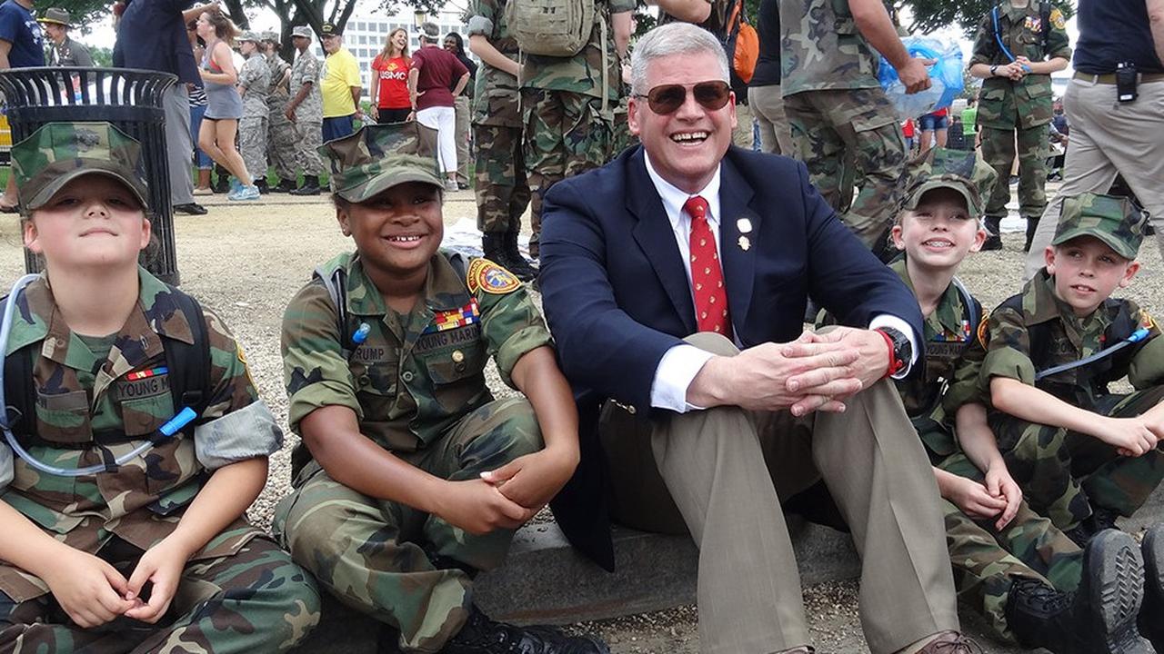 Melihat Klub 'Young Marines' di AS, Tempat Remaja Dilatih Militer