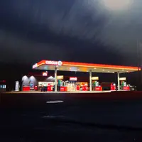 Ilustrasi stasiun pengisian bahan bakar umum (SPBU). (Sumber foto: Pexels.com).