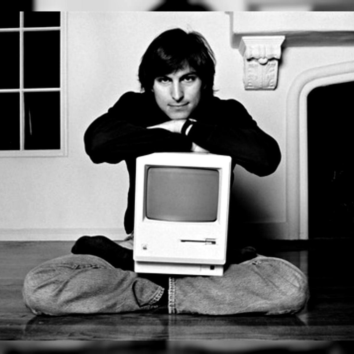 1-4-1976: Steve Jobs Ciptakan Komputer Pertamanya, 'Apple I' - Global  Liputan6.Com