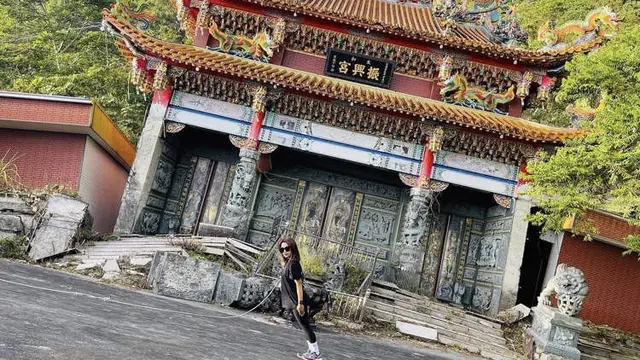 Kuil Taihe Zhenxing Miring