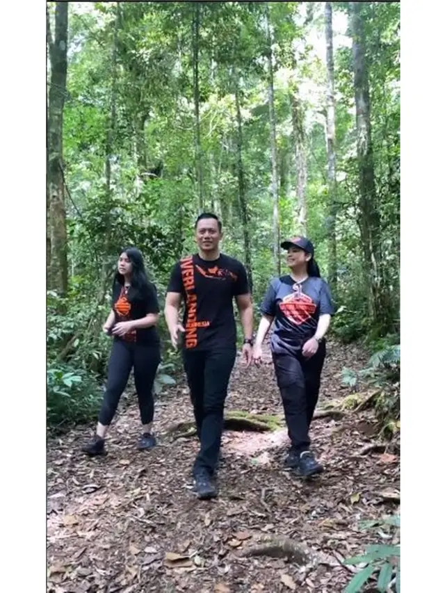 Potret 6 Mantan Presenter Olahraga Bareng Pasangan, Jadi Keluarga Idaman