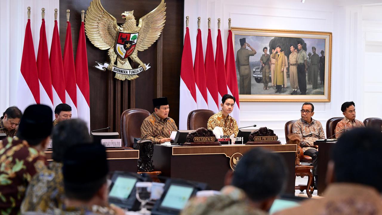 Prabowo-Gibran pimpin sidang kabinet perdana