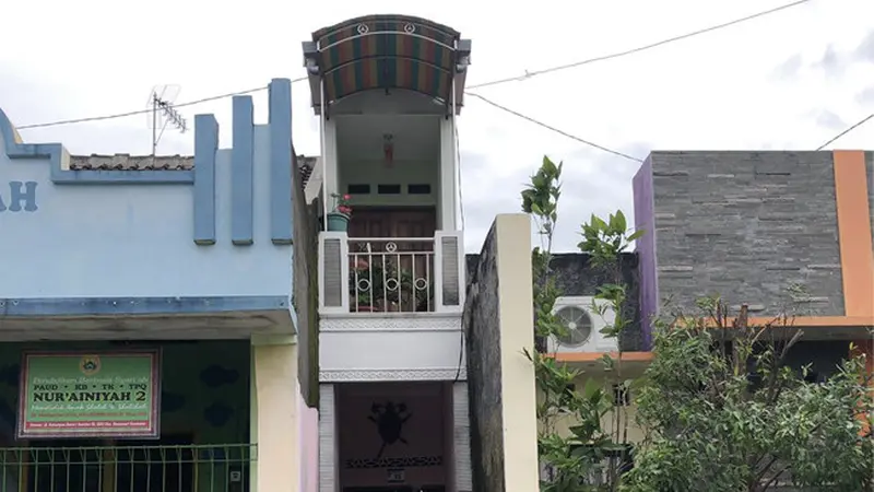 Viral Rumah Mungil dengan Lebar 1 Meter, Warganet Penasaran