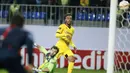 Proses terjadinya gol pemain Dortmund, Pierre-Emerick Aubameyang ke gawang FK Qabala pada laga Liga Europa di Stadion Backcell Arena, Azerbaijan, Jumat (23/10/2015). (Reuters/David Mdzinarishvili)
