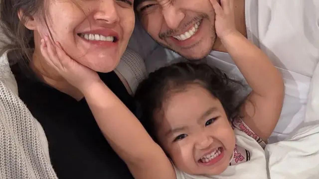 Terlalu Gemas! Xarena, Putri Siti Badriah yang Bikin Netizen Jatuh Hati Lewat Momen Keluarga