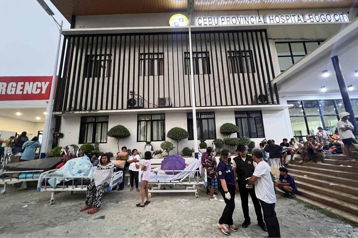 FOTO: Gempa Dahsyat Guncang Filipina Tengah, Puluhan Warga Tewas