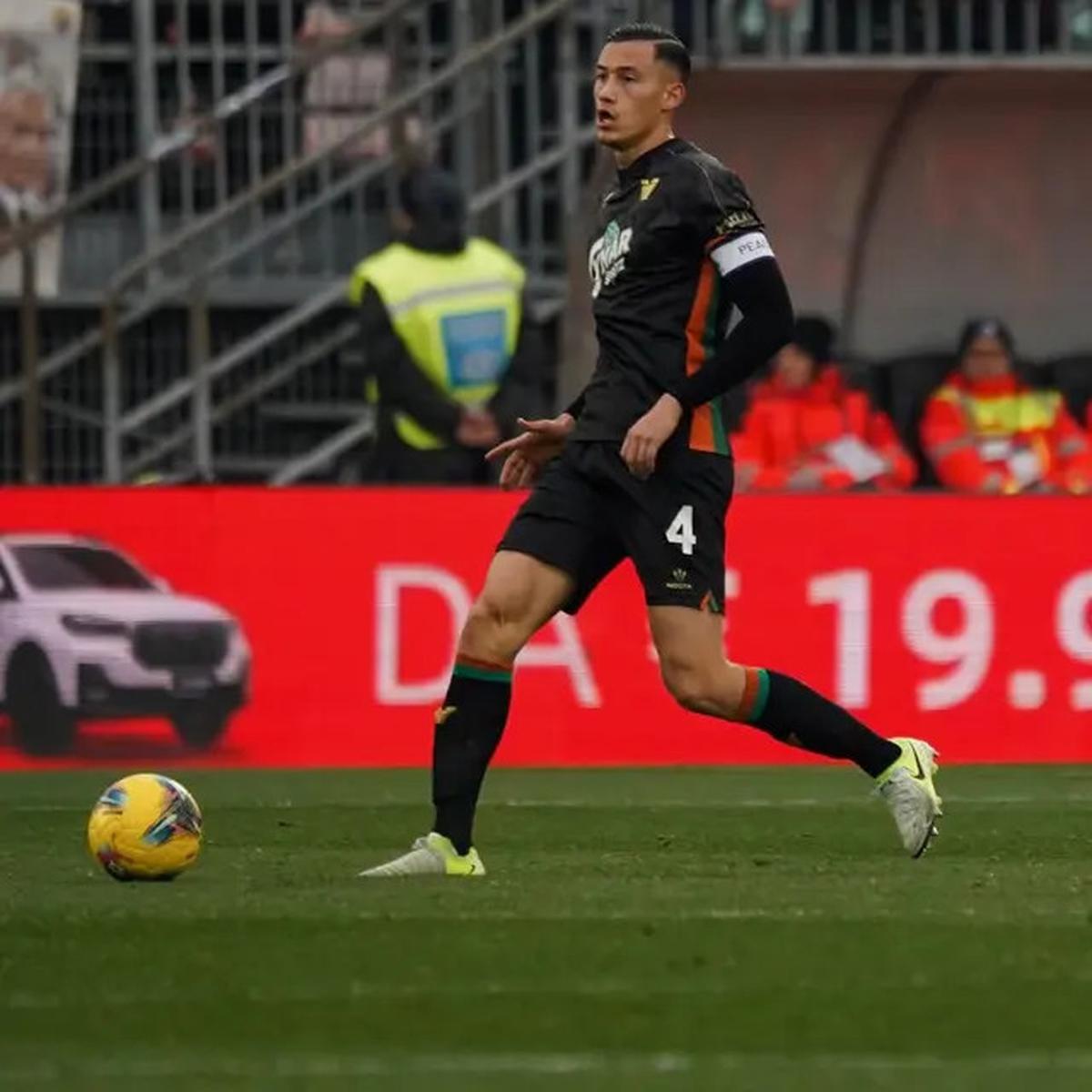 Udinese Hanya Hargai Jay Idzes 6 Juta Euro, Dapat Saingan dari Bologna dan Fiorentina