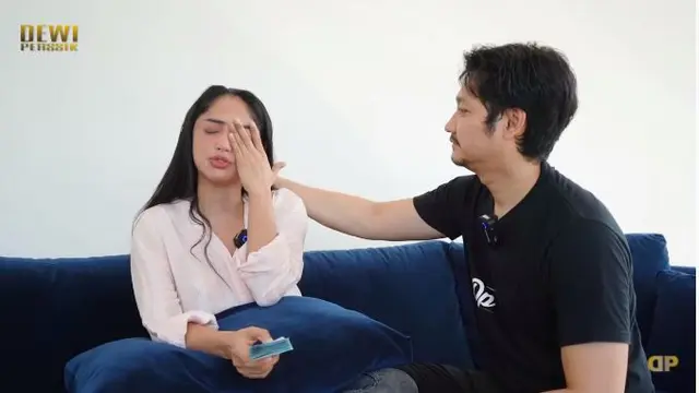 7 Momen Haru Bahagia Dewi Perssik Dapat Nafkah Pertama Kali dari Angga Wijaya