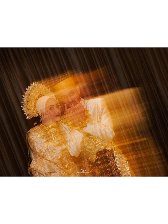 6 Momen Pernikahan Wafda dan Dokter Gigi, Gabungkan Budaya Tradisional dan Modern