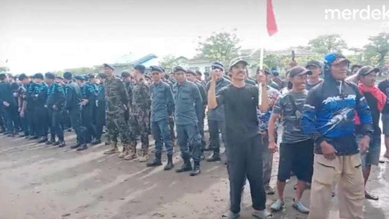 ⁠Sangar Komando Jenderal Marinir TNI AL Bikin Nelayan Terbakar Semangat Obrak-abrik Pagar Laut, Pasukan Emak-Emak Tak Mau Kalah