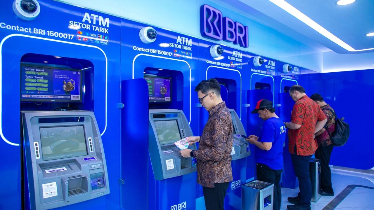 Transaksi Mudah dan Nyaman pada Libur Nataru, BRI Optimalkan 1,2 Juta BRILink Agen hingga Super Apps BRImo
