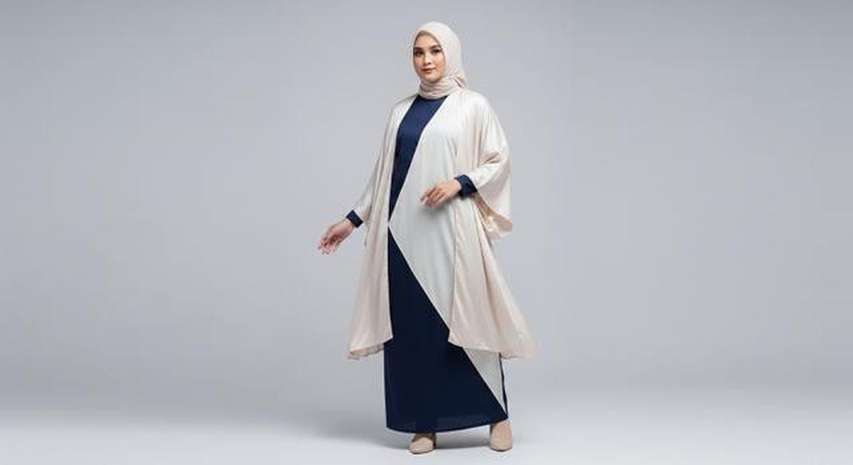 8 Model Gamis Kombinasi Cardigan Terbaru di 2025, Nyaman dan Stylish