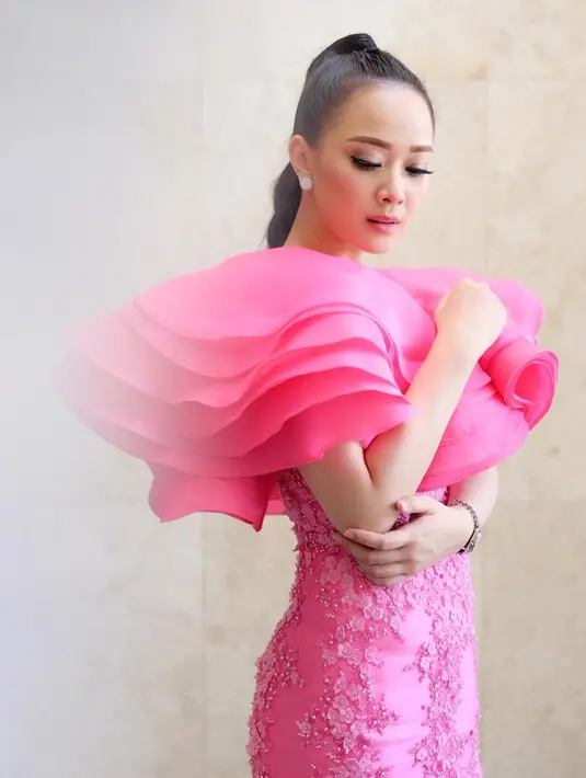 (Instagram/yuanitachrist)