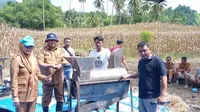 Efendi Lahay bersama Pemerhati Petani di Gorontalo, Yuriko Kamaru (Arfandi/Liputan6.com)