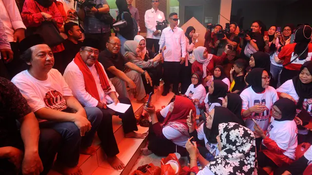 Warga Lenteng Agung Antusias Sambut Kedatangan Cawagub Rano Karno