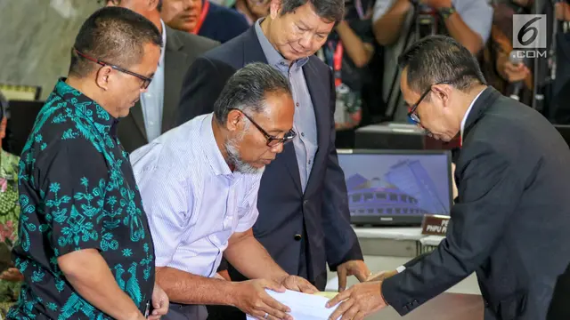 Tim Hukum Prabowo-Sandi Resmi Ajukan Gugatan Pilpres 2019