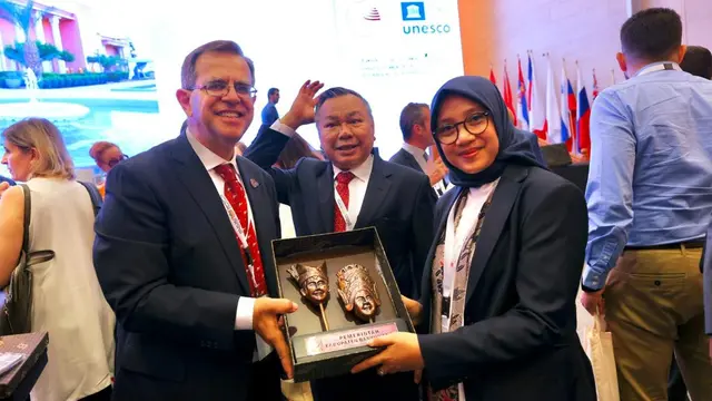 Bupati Banyuwangi Ipuk Fiestiandani saat mengikuti kegiatan Konfrensi Internasional UNESCO Global Geopark (UGG) di Maroco (Istimewa)