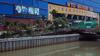 Sungai depan WTC Mangga Dua (Deki Prayoga/bintang.com)