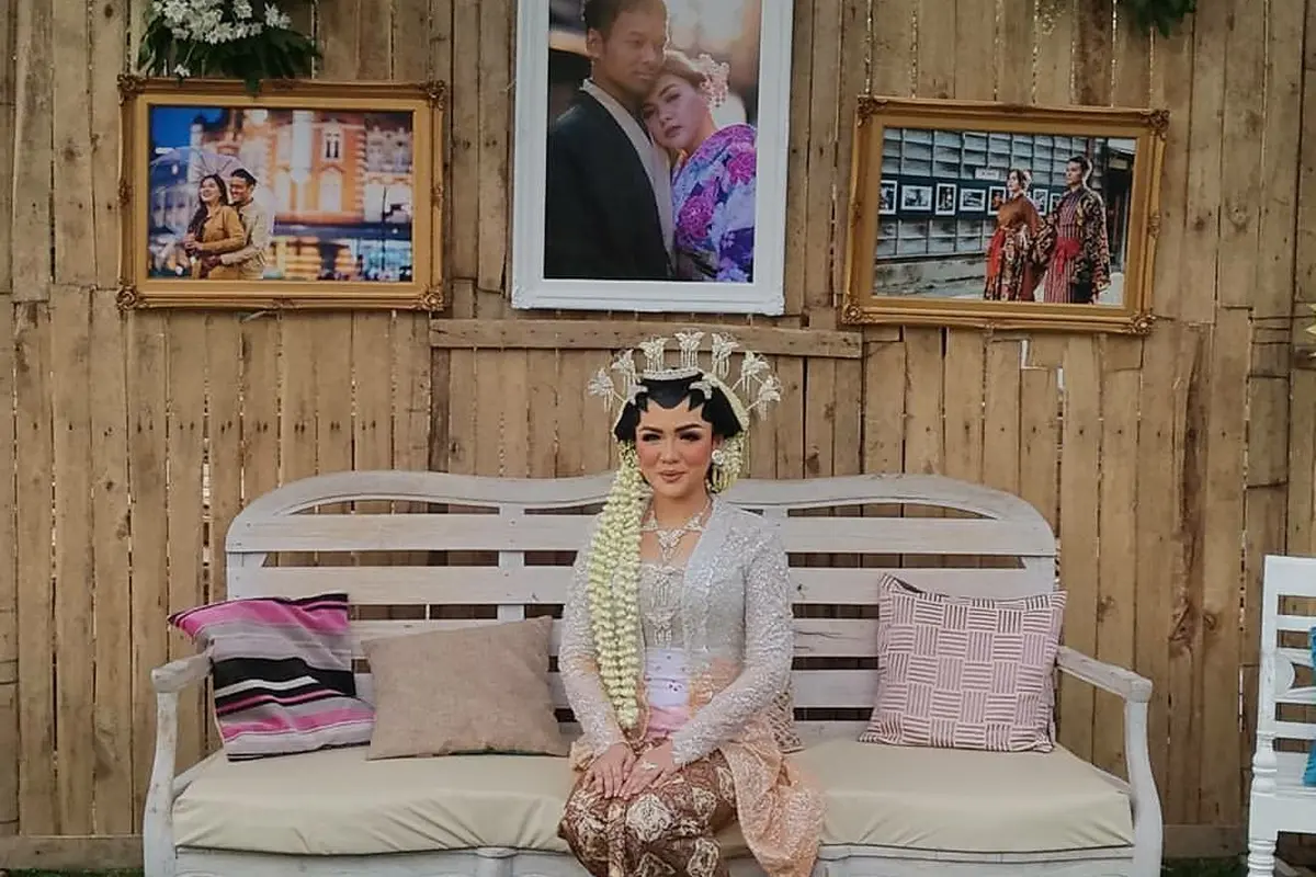 [Bintang] Vicky Shu