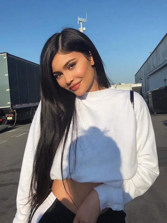 [Bintang] Kylie Jenner